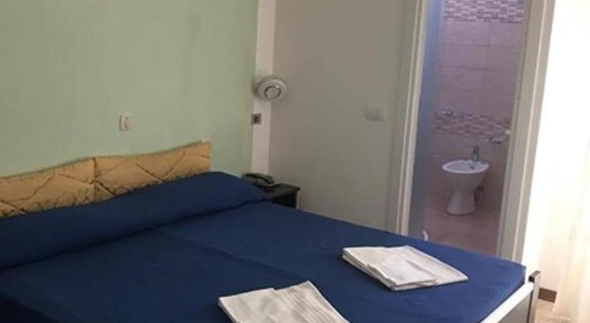 Hotel Riviera Nuova Gestione Каттоліка Екстер'єр фото