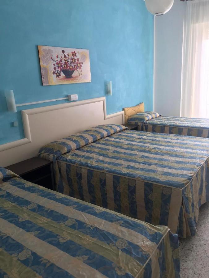 Hotel Riviera Nuova Gestione Каттоліка Екстер'єр фото