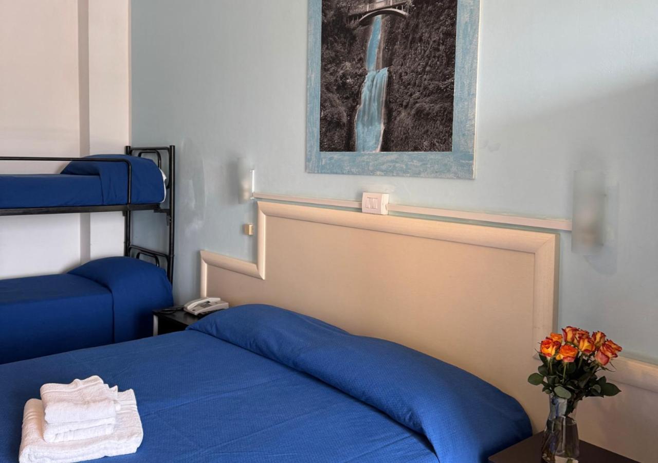 Hotel Riviera Nuova Gestione Каттоліка Екстер'єр фото