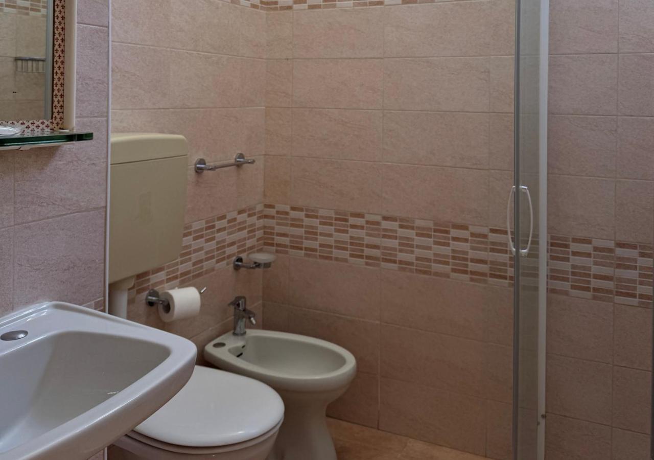 Hotel Riviera Nuova Gestione Каттоліка Екстер'єр фото