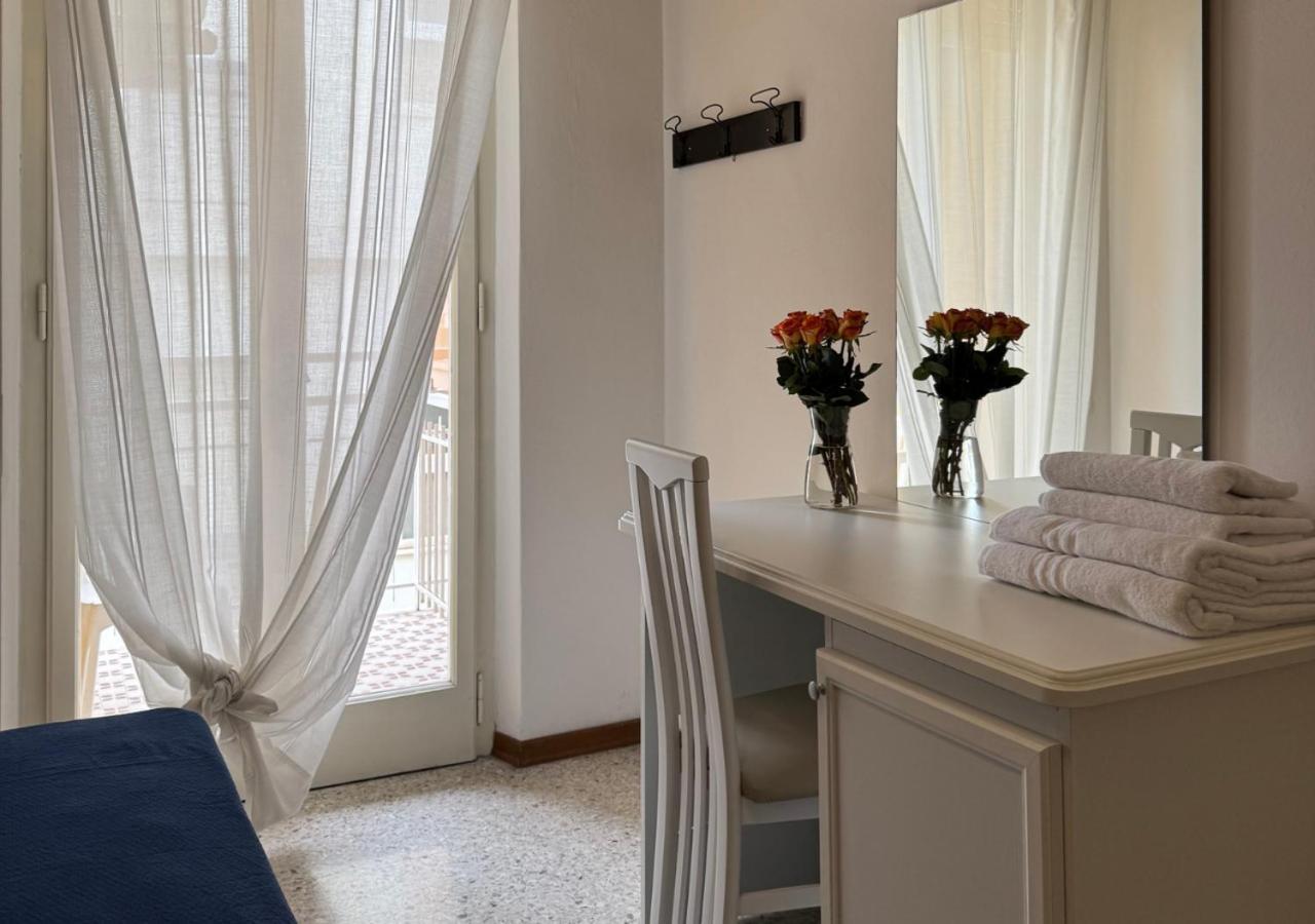 Hotel Riviera Nuova Gestione Каттоліка Екстер'єр фото
